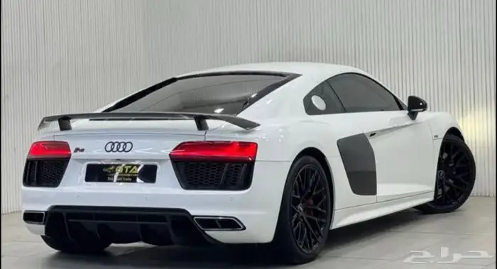 R8 2018 V10 0