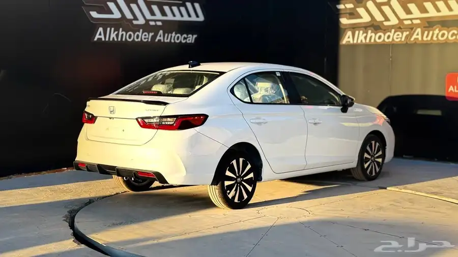 هوندا سيتي سبورت 2024 لدى شركة عبدالمجيد الخضر 3