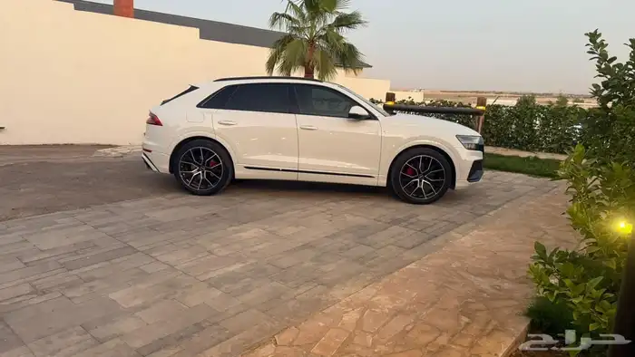 اودي s لاين 7
