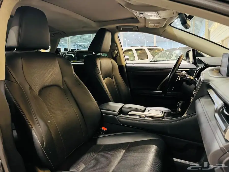 لكزس RX350 2021 (بحالة ممتازة) 6