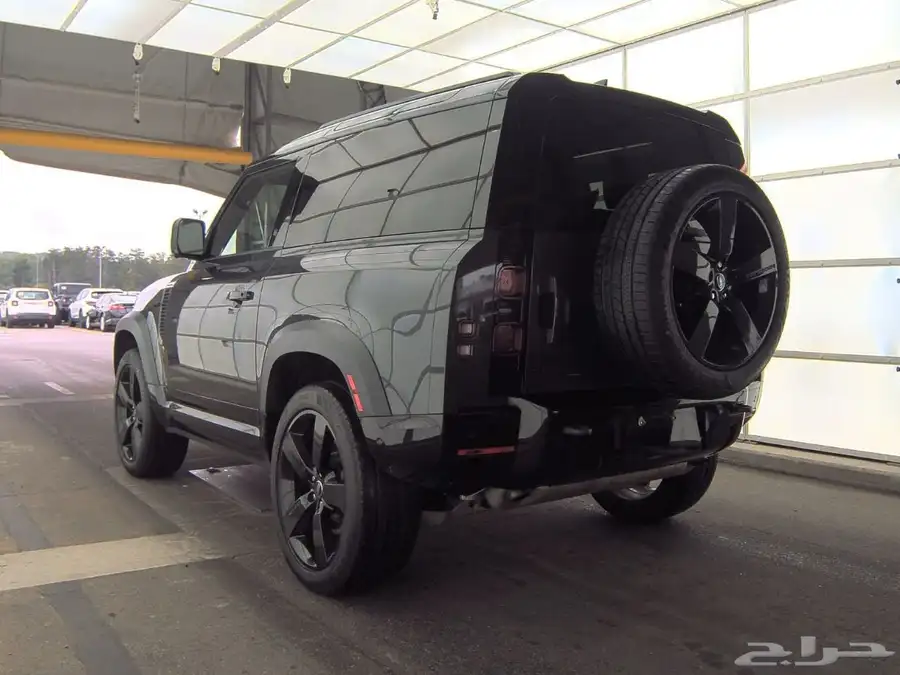 2022 Defender 90 X-Dynamic HSE شاشة كبيرة 2