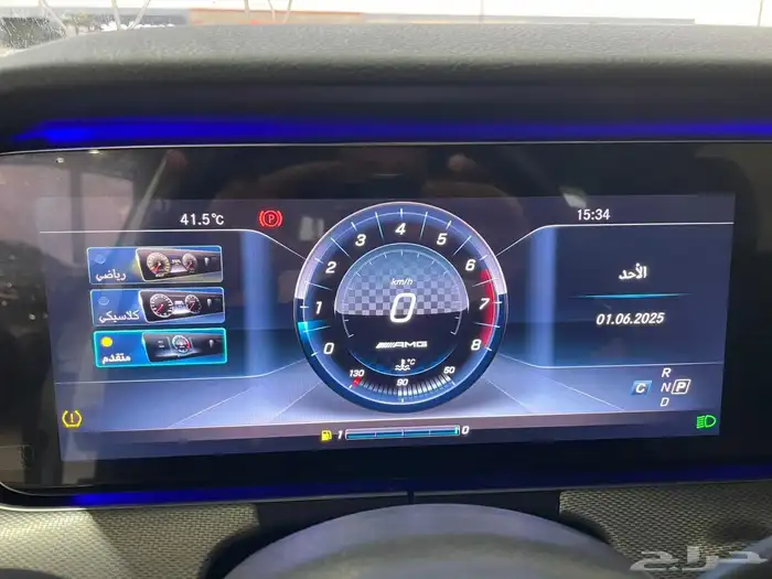 ((تم البيع))مرسيدس 2019 بنز E300 بانوراما (بنزين) 4 سلندر 10