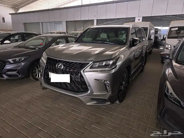 لكزس lx 570 2017 سعودي 1