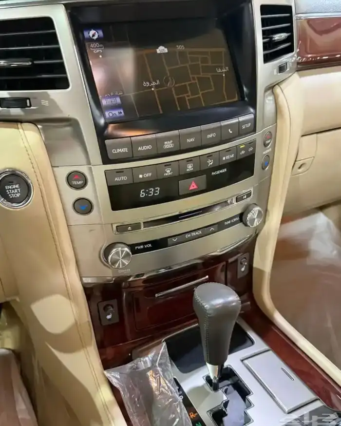 لكزس LX 570 موديل 2014 عبداللطيف جميل 12