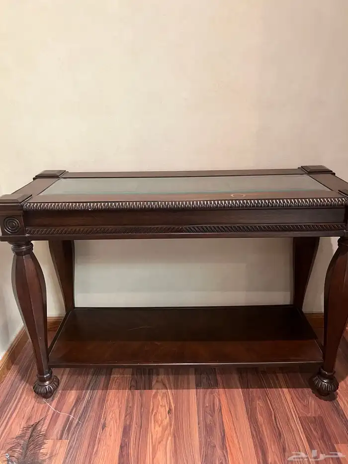 طاولة مدخل 2