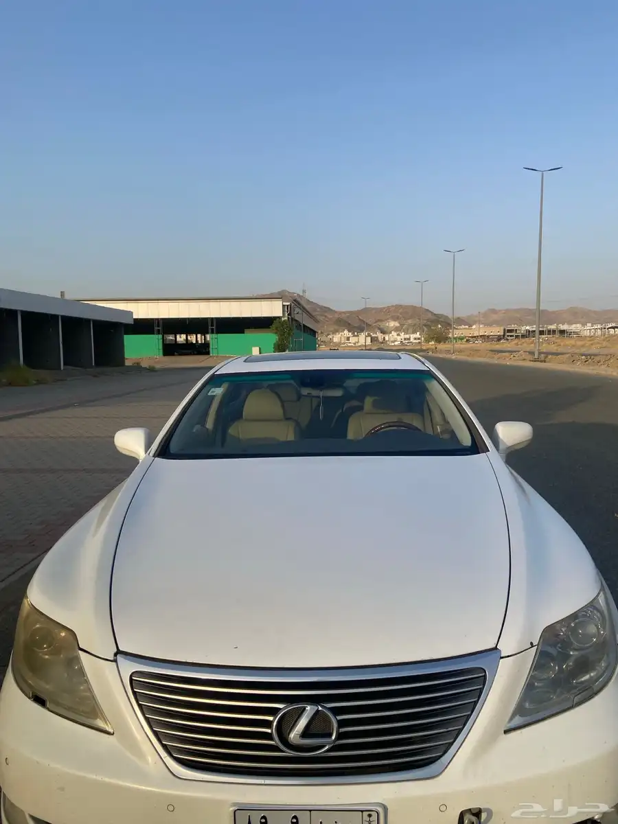 سيارة لكزس460L 2