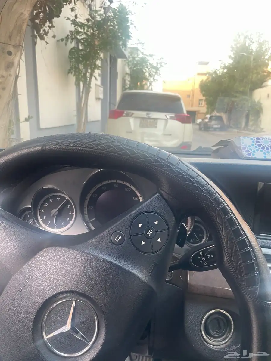 مرسيدس E300 2011 5