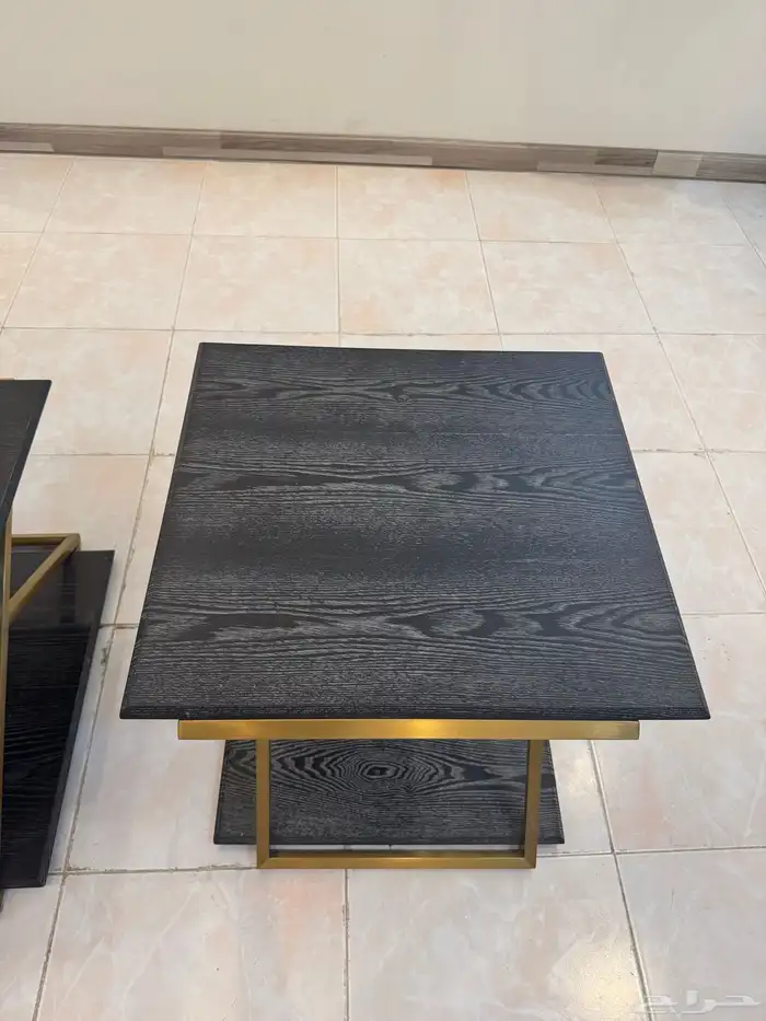 طاولات من اشلي (( الرقيب )) 1