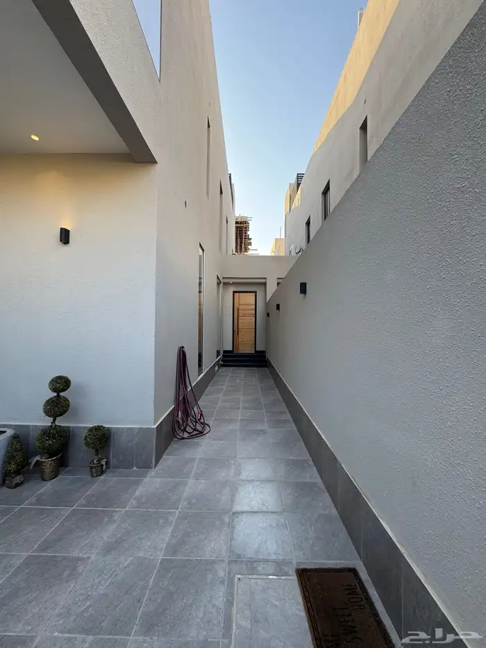 للبيع فيلا تصميم مودرن مؤثثة تشطيب فاخر جدة ابحر الشمالية 5