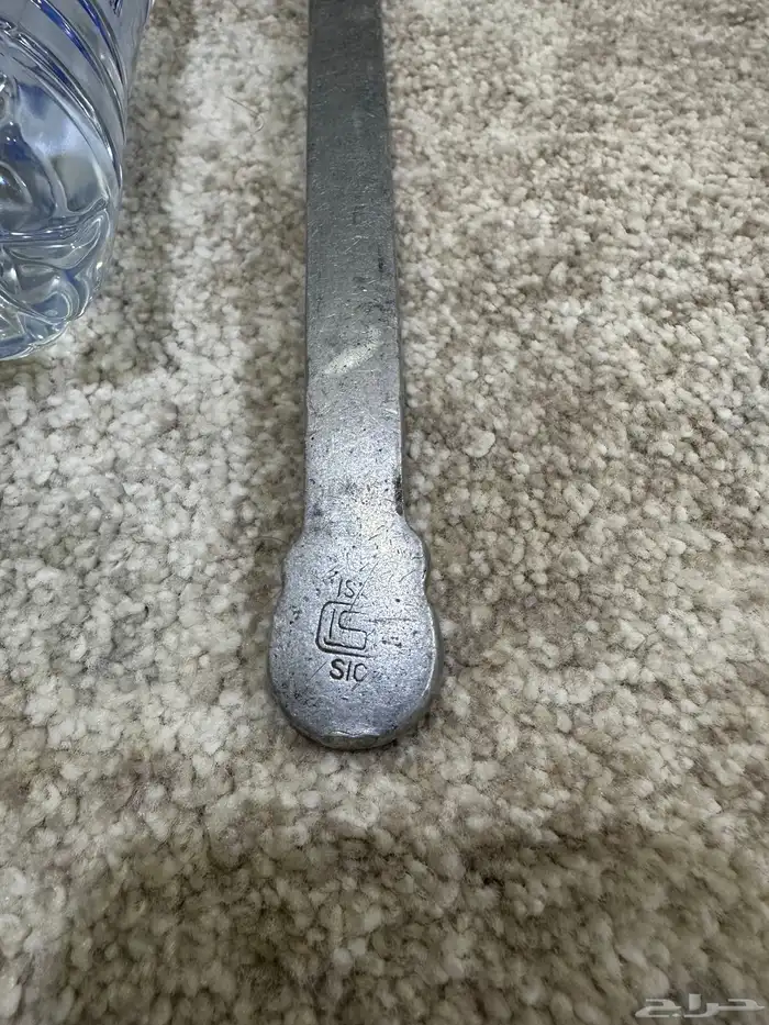 للبيع ملاس قديم نظيف 6