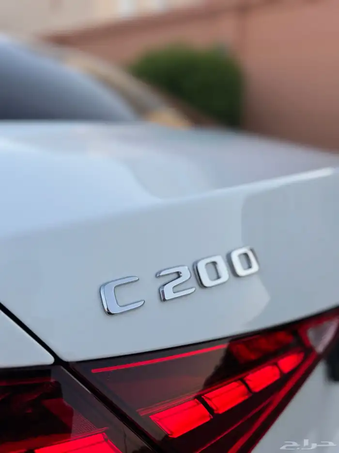 2023 مرسيدس C200 7