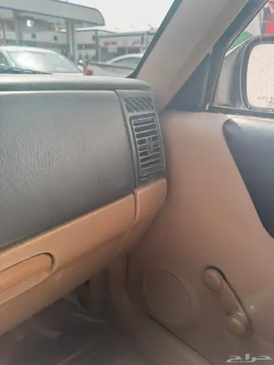 شروكي 1999 باب واحد ابيض 21