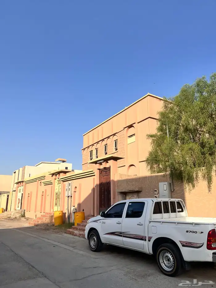للبيع بيت دورين بالعنيزة 3