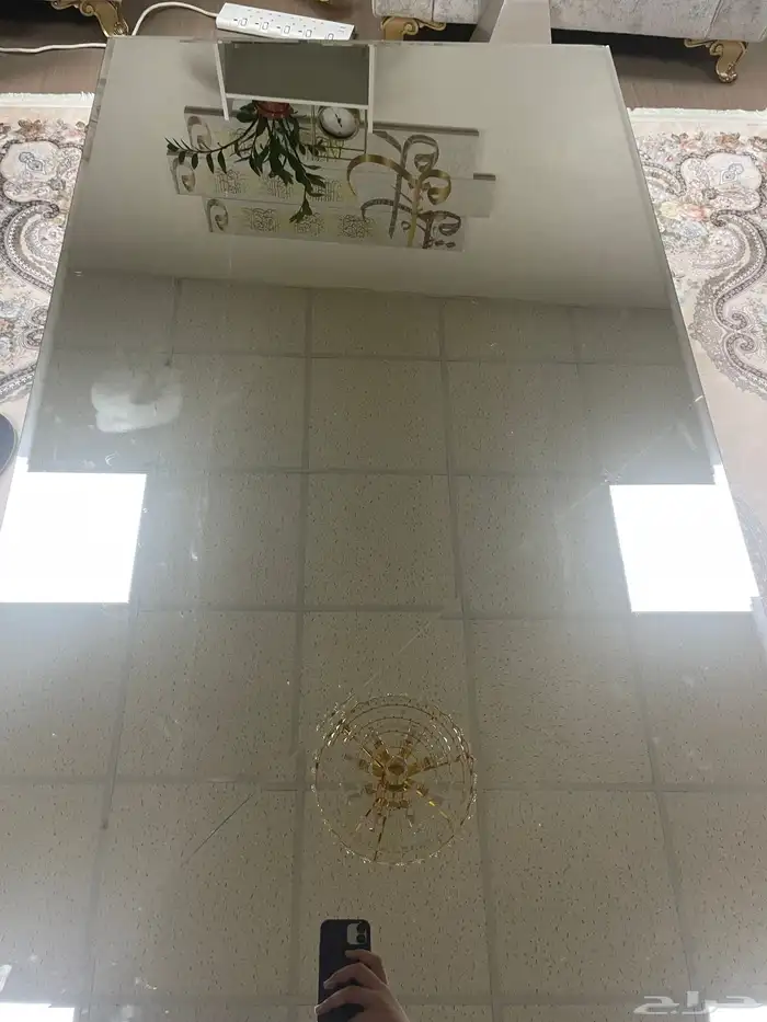 طاولة للبيع 2