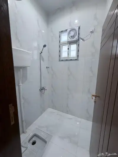 للبيع فيلا روف بملحق ومدخل سياره مساحه 380م المحاله ابها 28