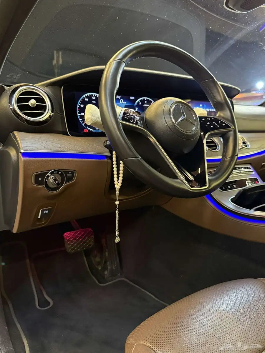 مرسيدس E250 2022 4