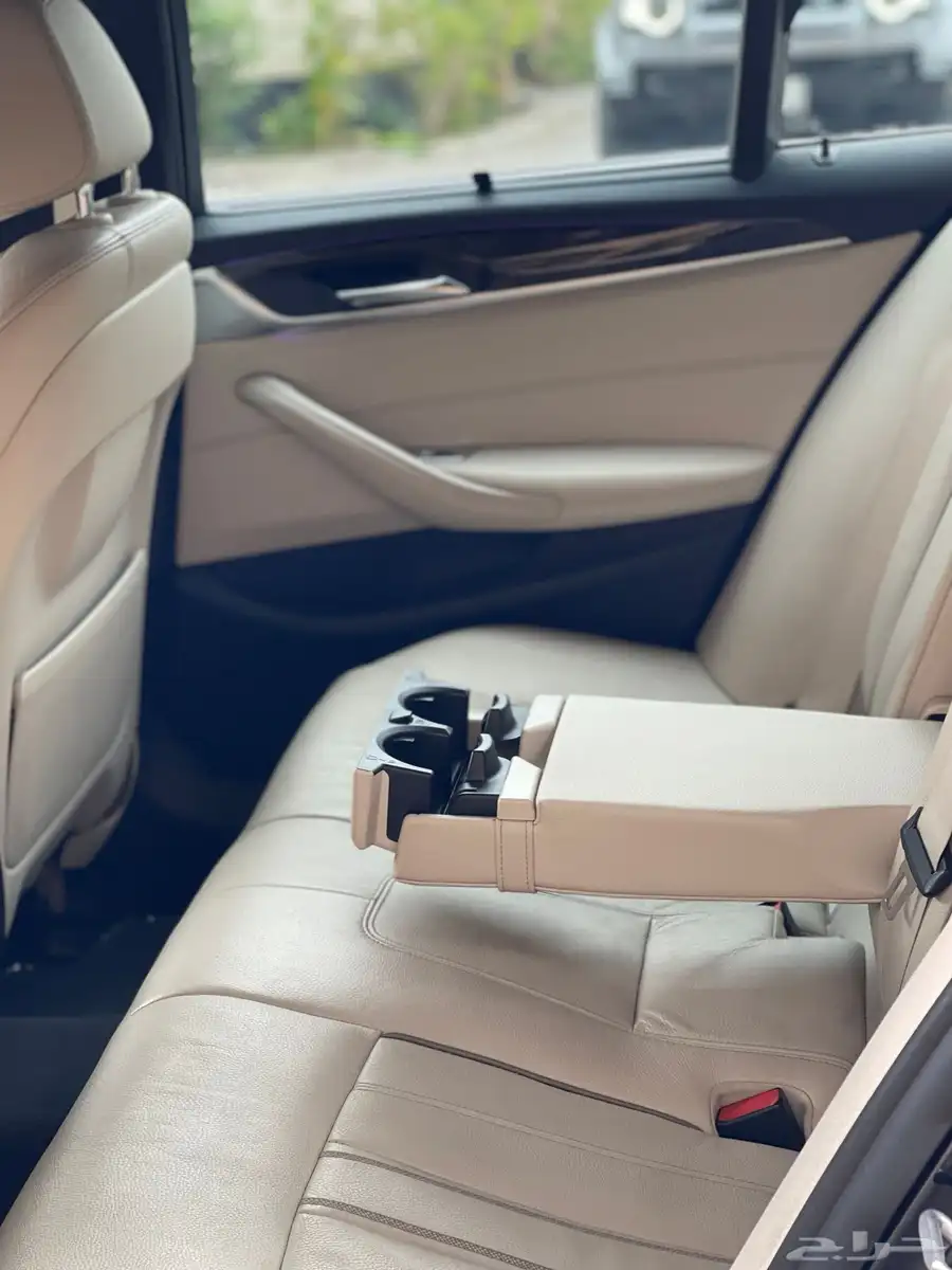 bmw 530 2017 luxury line اعلى فئة 15