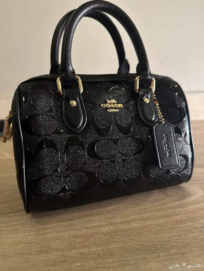شنطة كوتش اسود 0