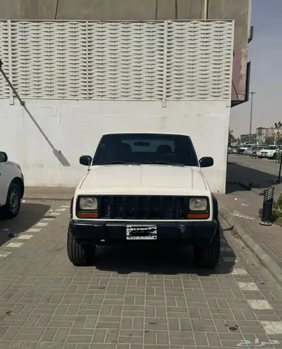 شروكي 1999 باب واحد ابيض 3
