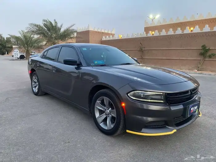دودج تشارجر SXT 8