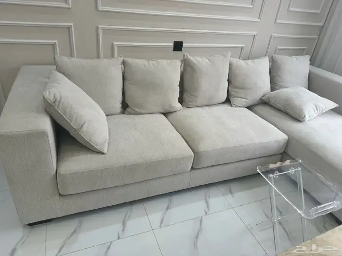 كنب من هوم سنتر له 5 شهور من طلبه تم شرائه ب 3599 0