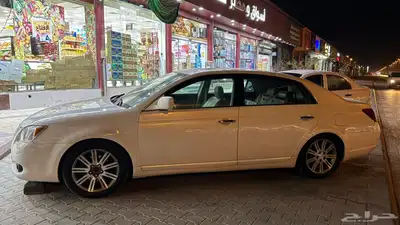 تويوتا افالون 2009 ابيض 3