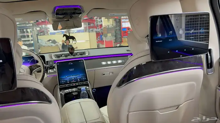 شاشات مراتب خلفيه مرسيدس S-class الجوهره 8