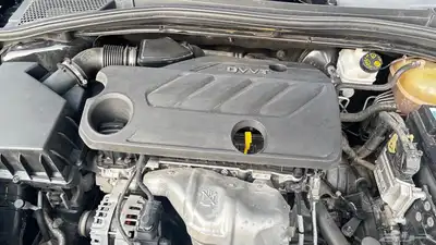 سيارة mg gt 2022 اسود 18