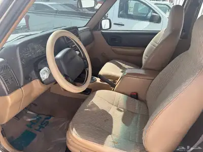 شروكي 1999 باب واحد ابيض 18