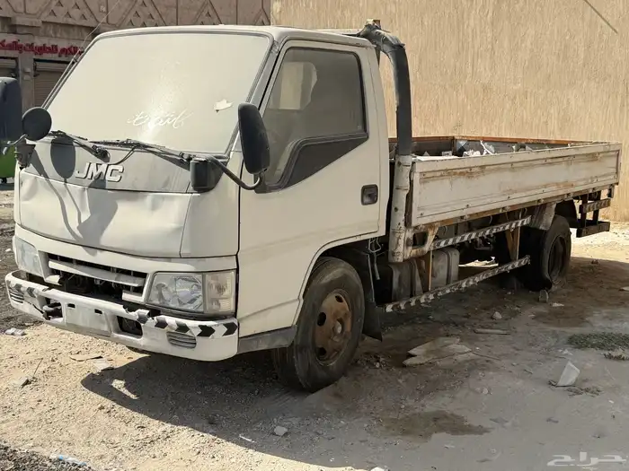 سيارة ديينا للبيع والبيع سمح و رخيص 1