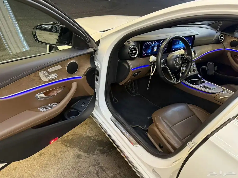 مرسيدس E250 2022 7