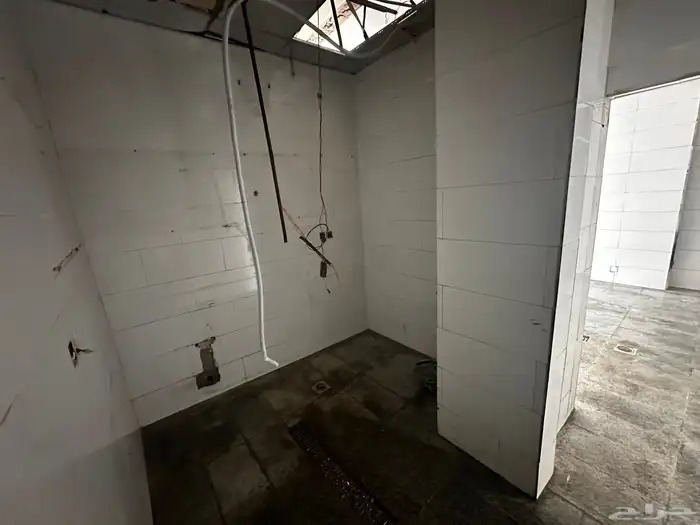 محل للإيجار 9