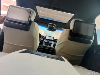 لاندكروزر VXR فل كامل موديل 2022 وكالة 1