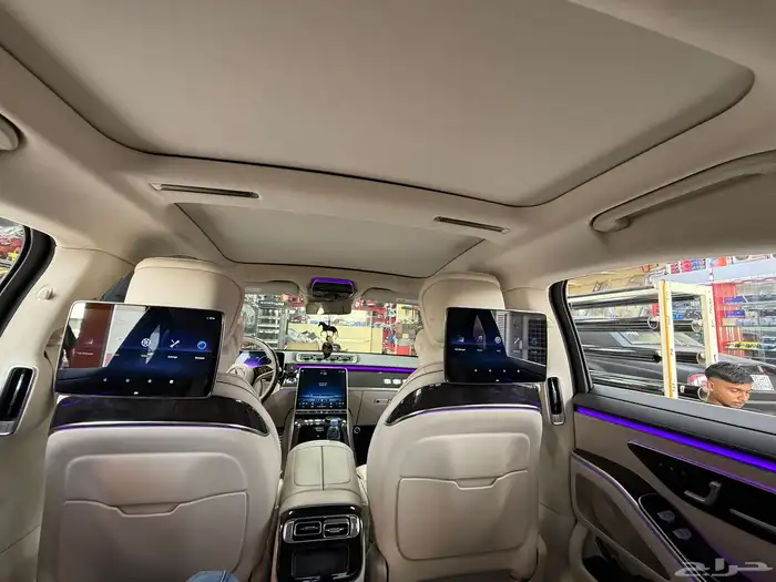 شاشات مراتب خلفيه مرسيدس S-class الجوهره 3