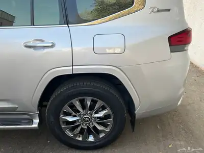 لاندكروزر VXR فل كامل موديل 2022 وكالة 7