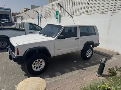 شروكي 1999 باب واحد ابيض 4