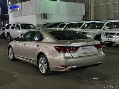 لكزس LS460 موديل 2014 3