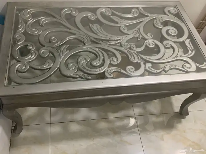 طاولات قص ليزر شبه جديده للبيع 0