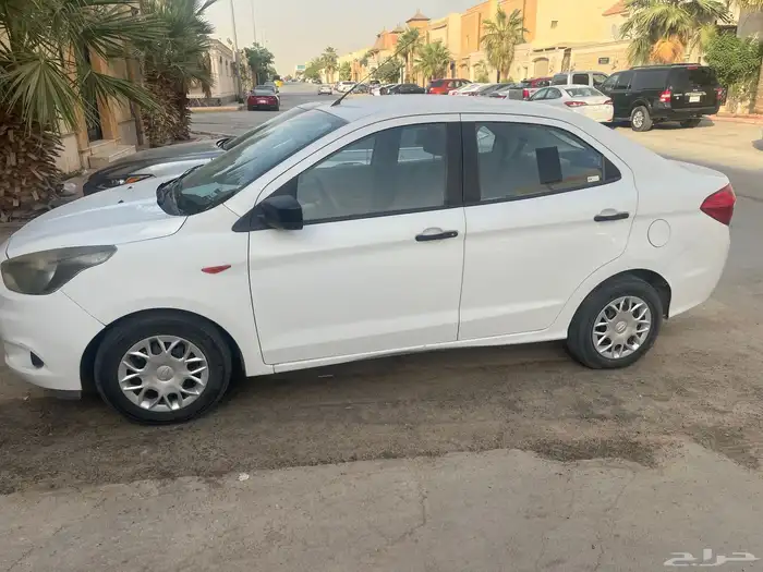 فورد فيجو 2018 نظيفة ممشى 82 الف 3