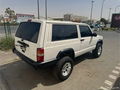 شروكي 1999 باب واحد ابيض 7
