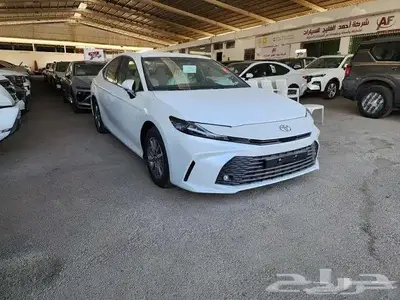 كامري e 2025 ستاندر استلام فوري 1