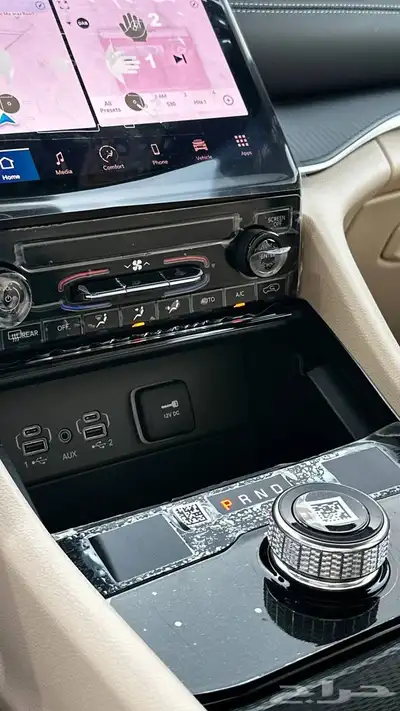 جيب شروكي 2025 11