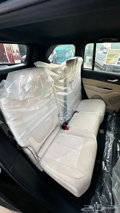 جيب شروكي 2025 12