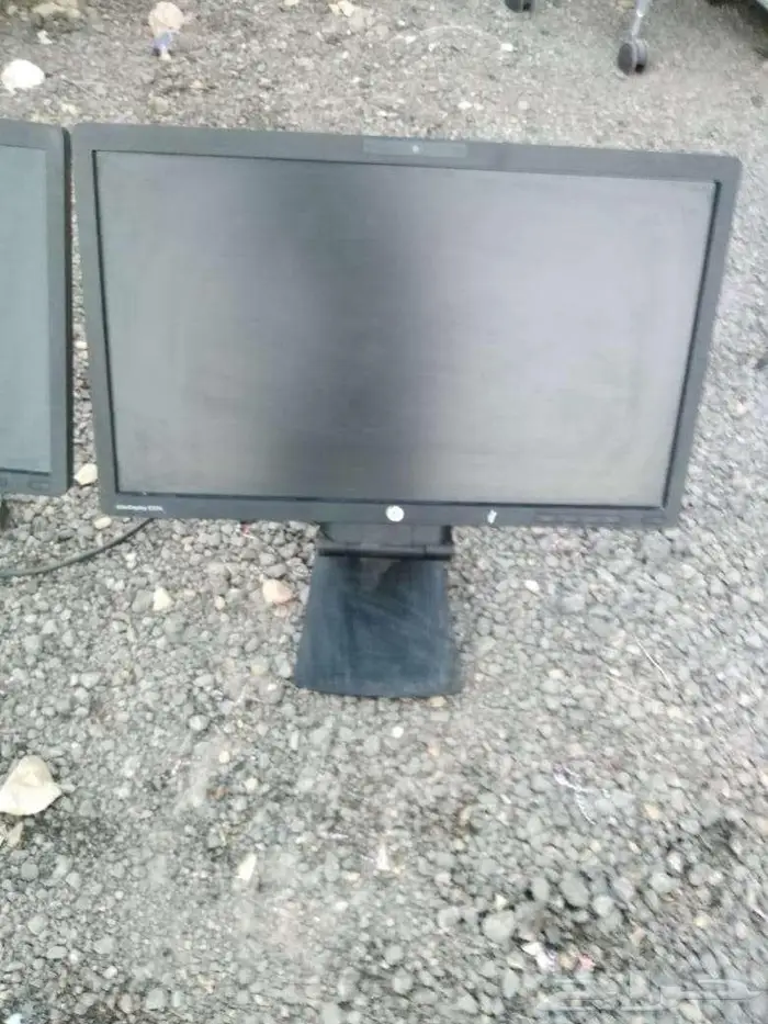 للبيع كمبيوترات وشاشات وطابعات 0