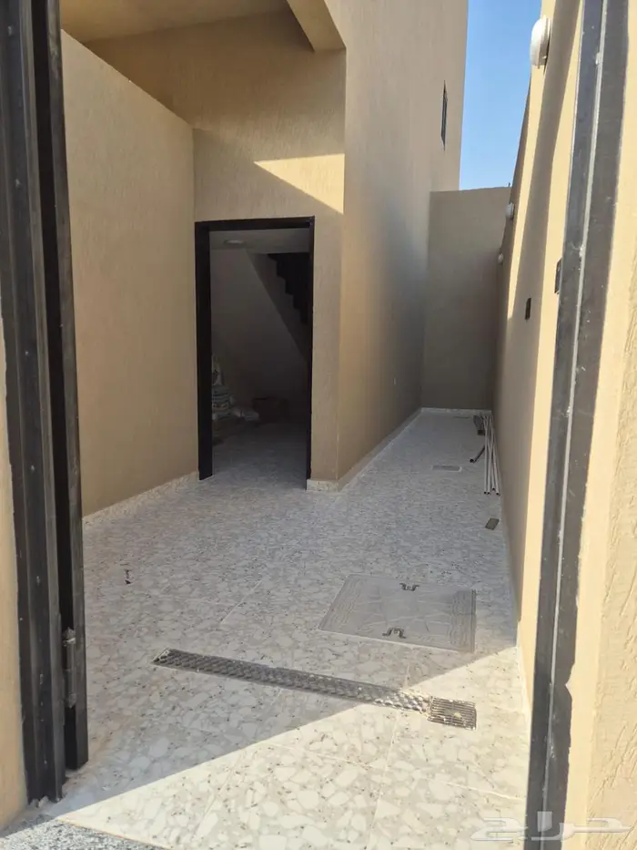 للبيع فيلا بحي المنصورة ( خنشليلة ) 1