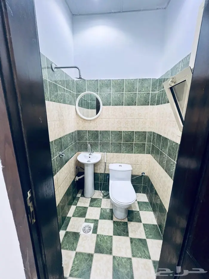 استديو للايجار بحي الريان شامل الخدمات 1200 rent room 4