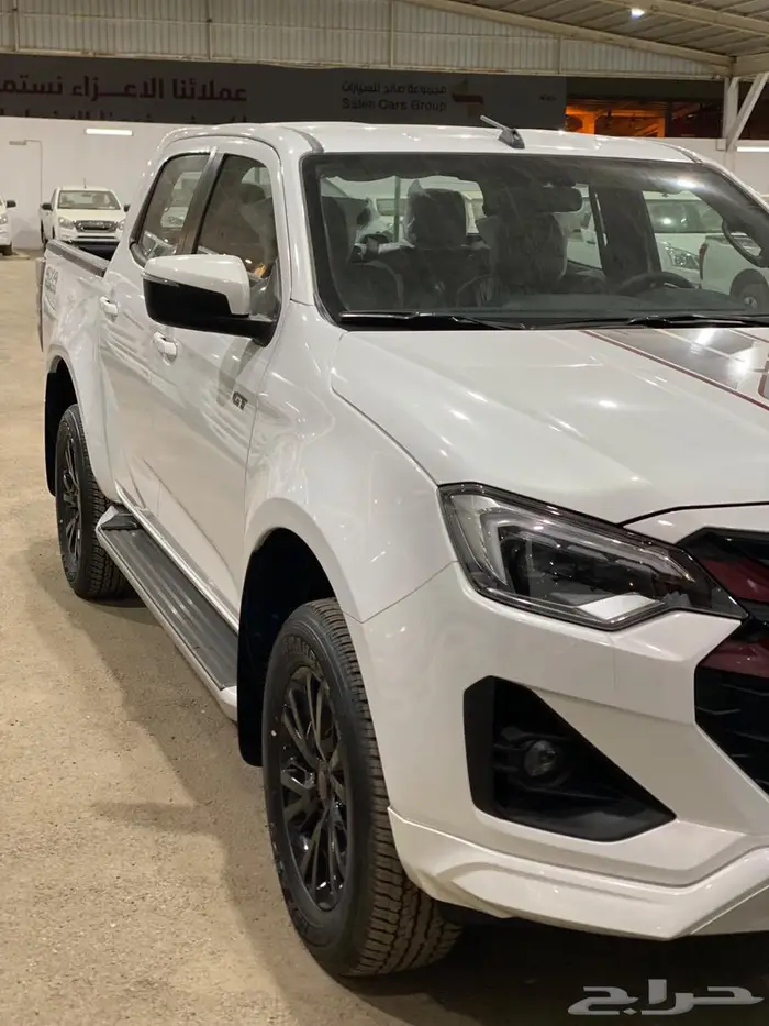 ايسوزو ديماكس فل كامل دبل GT D-max 2025 8