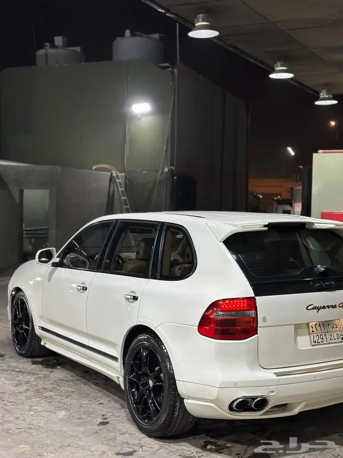 بورشا 2010 كاين GTS 4