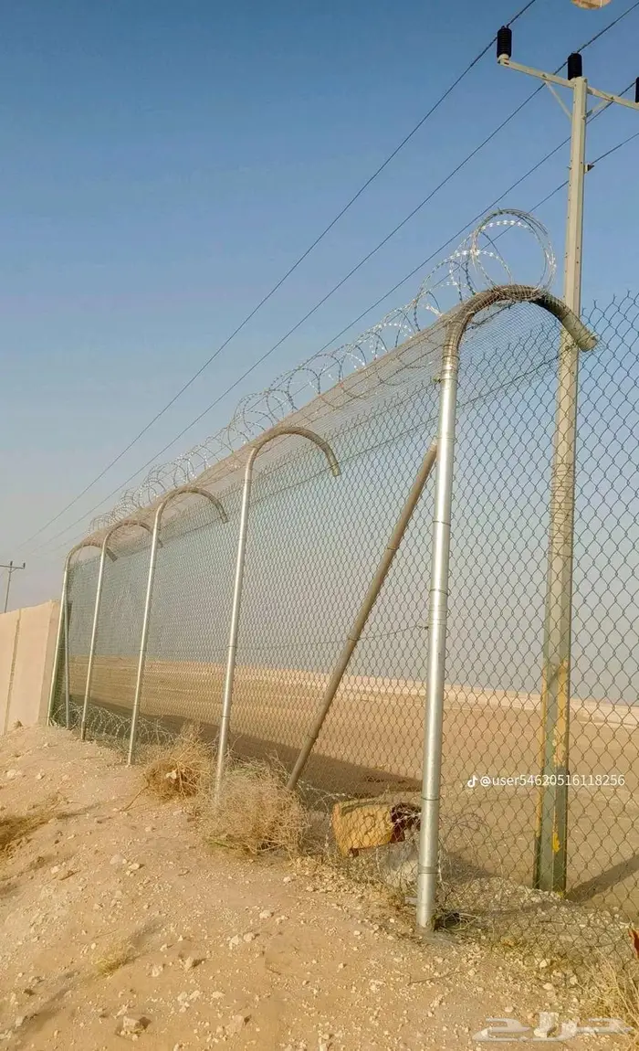 نحن نقوم بتوريد جميع انواع الشبوك 2