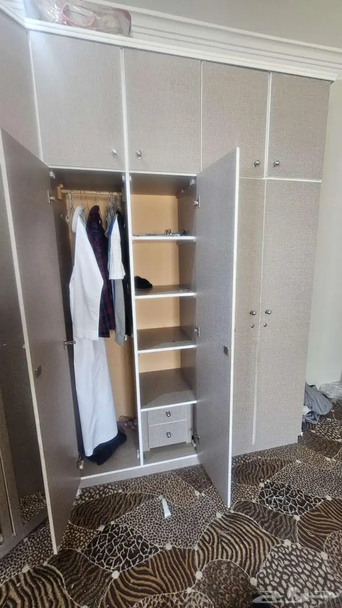دولاب زاويه للملابس 2